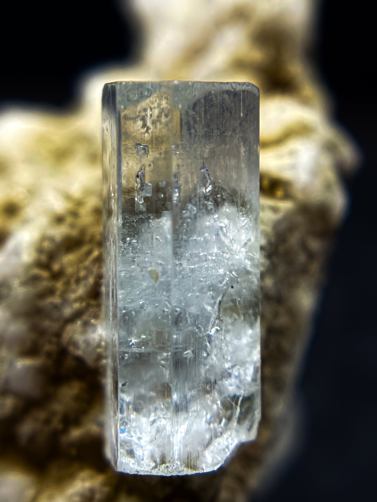 Aquamarine specimen (Pakistan)