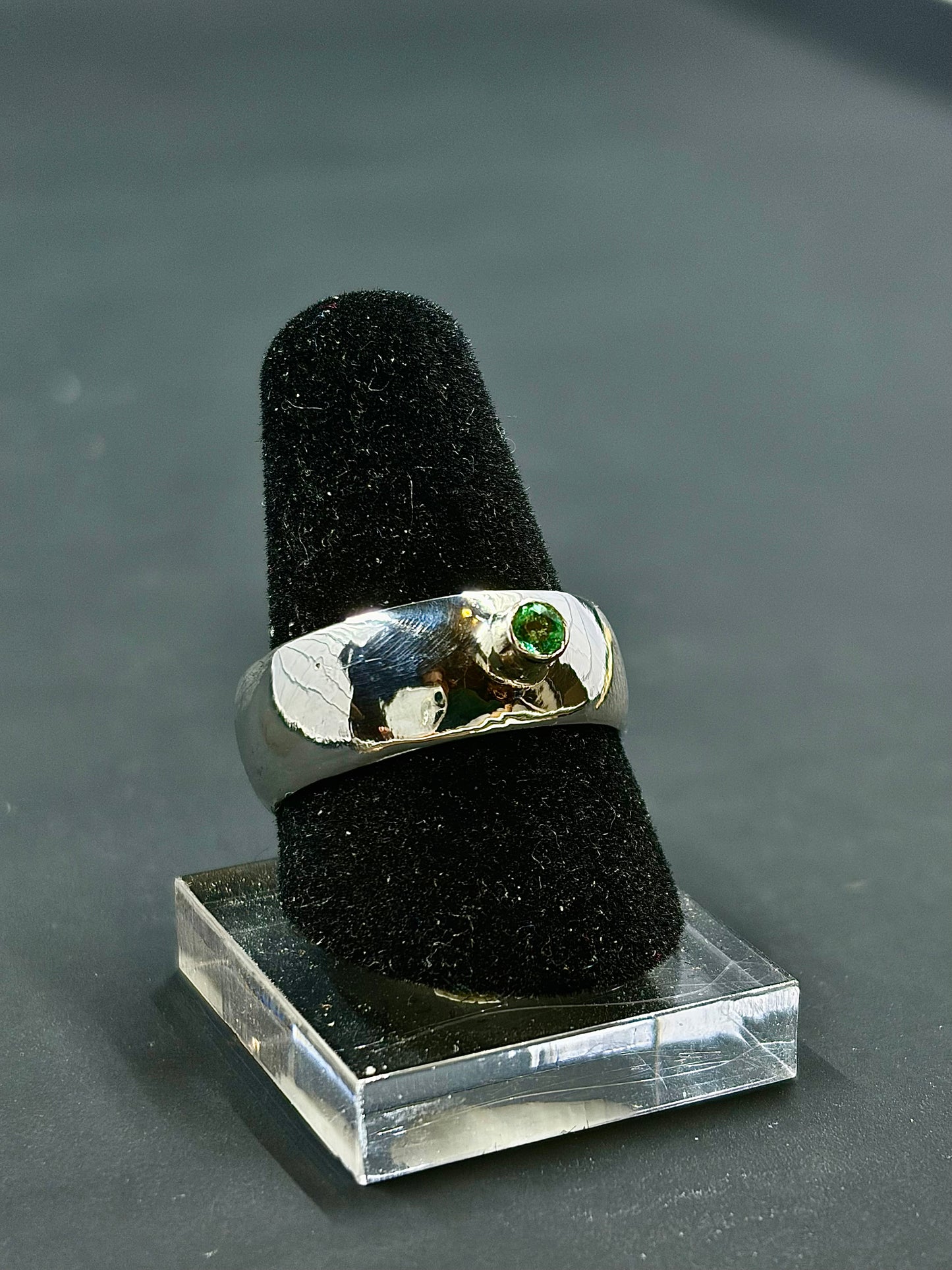 Emerald Statement Ring Size-8us