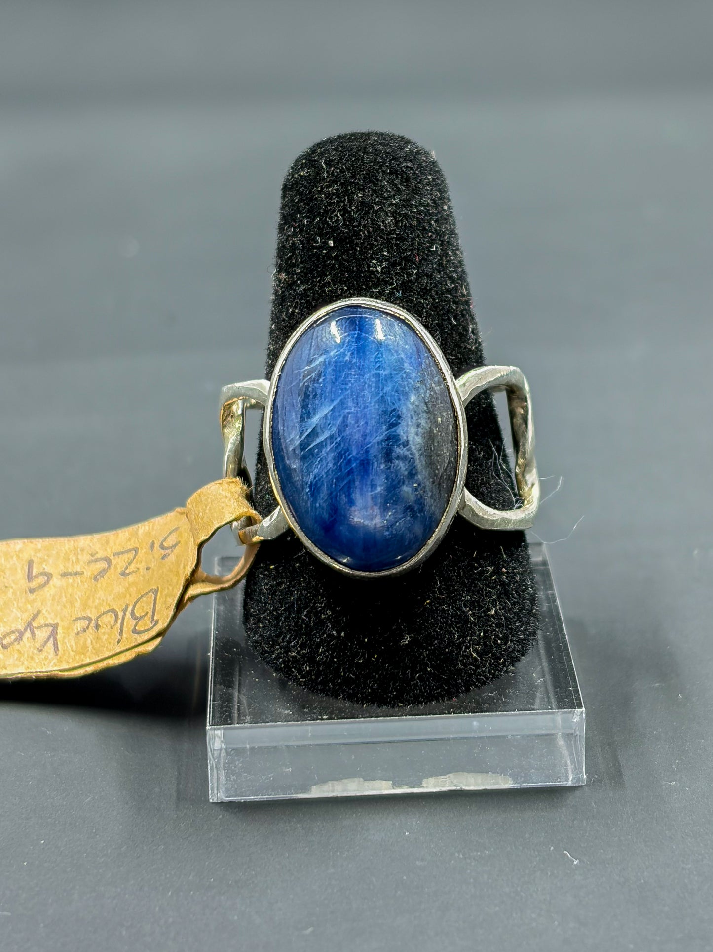 Blue Kyanite Chain Link Ring