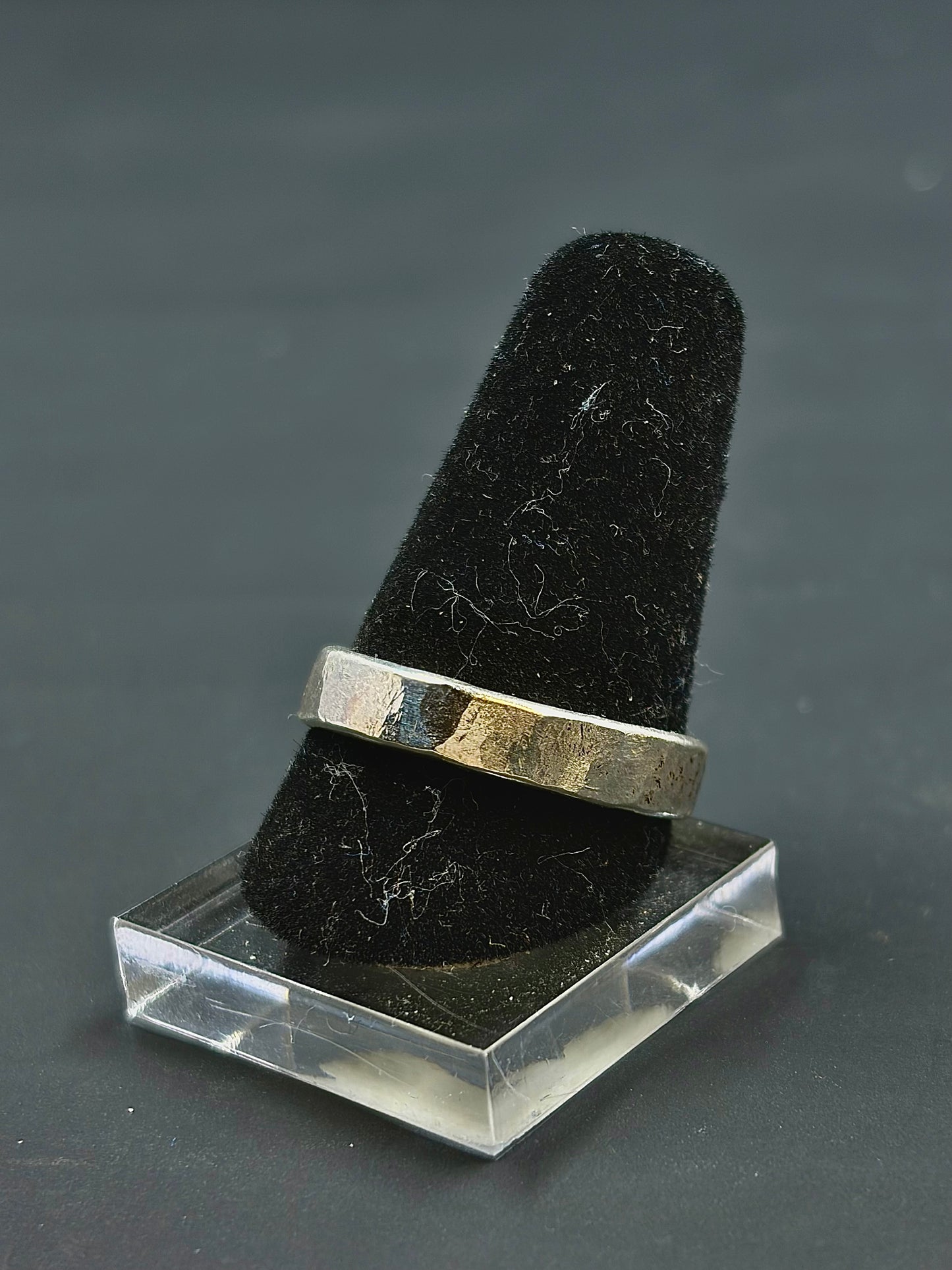 Thick Classic Band .925 Silver Hammer Textured Size 8.5