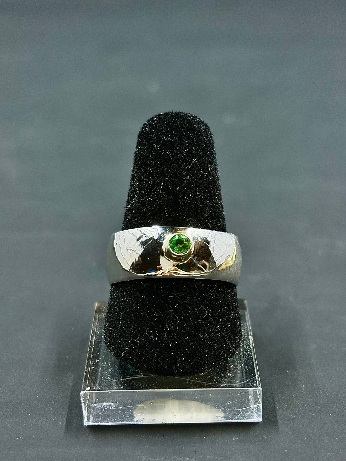 Emerald Statement Ring Size-8us