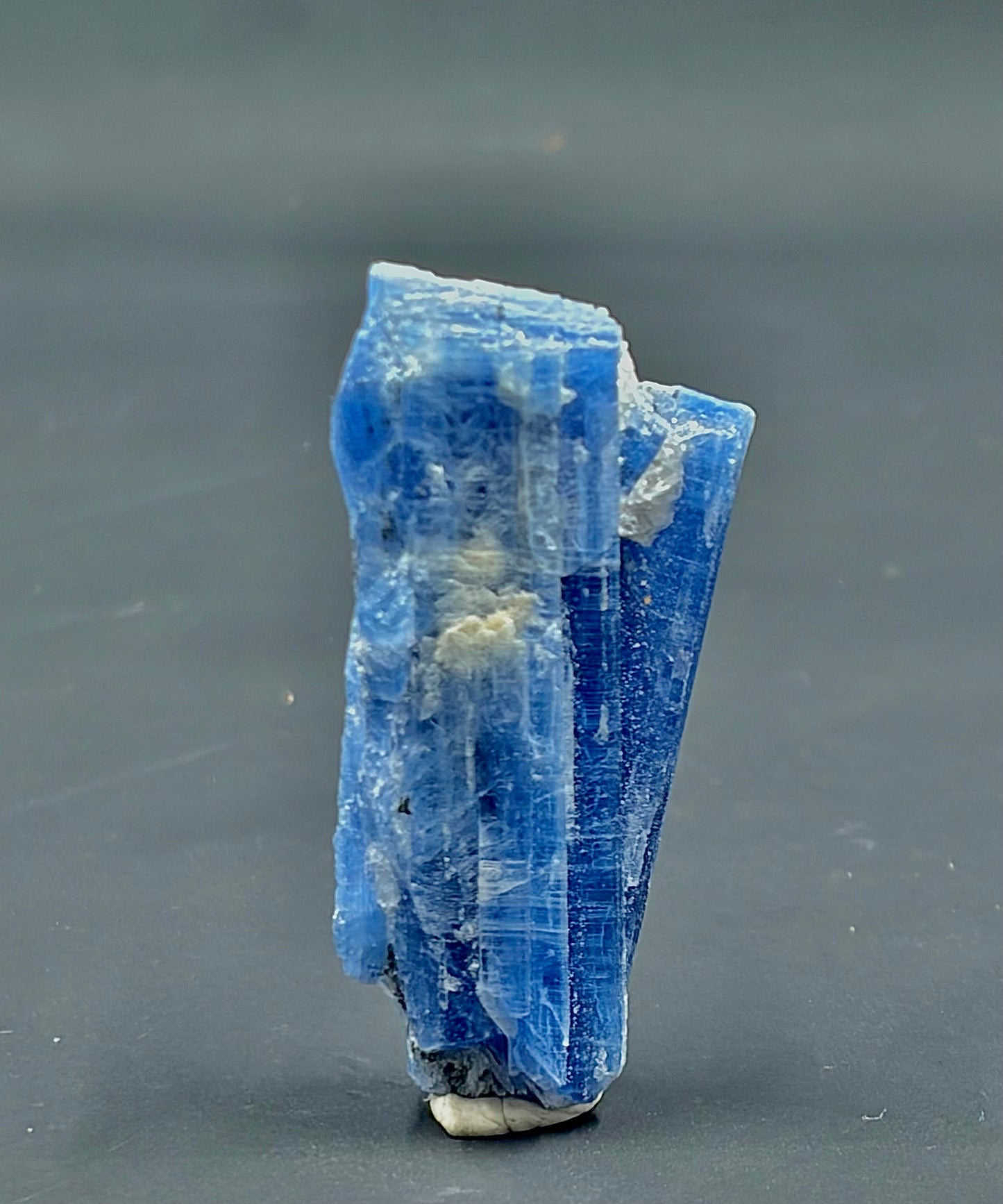 Kyanite Specimen