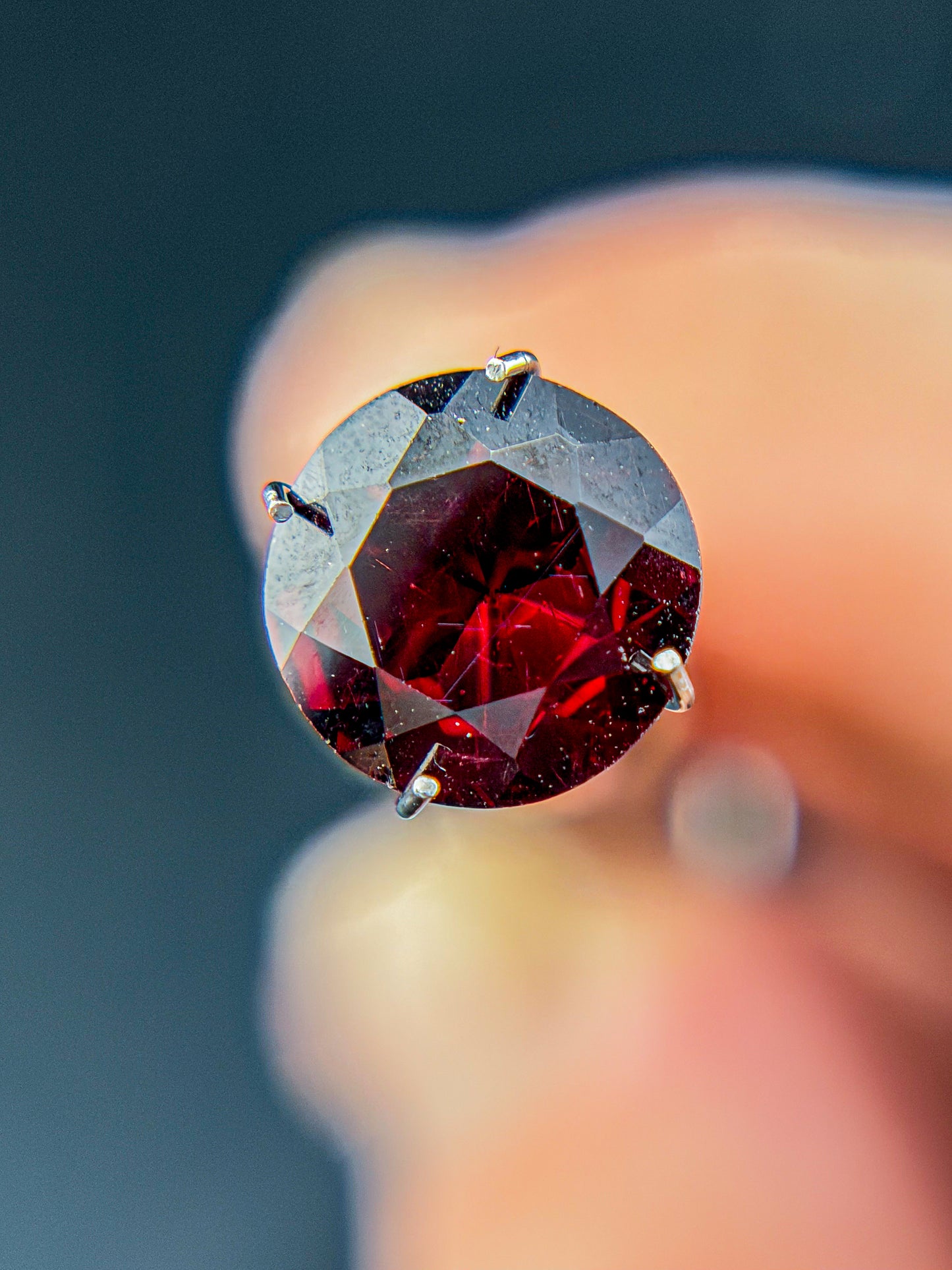 8.8mm Round Garnet Facet- Africa