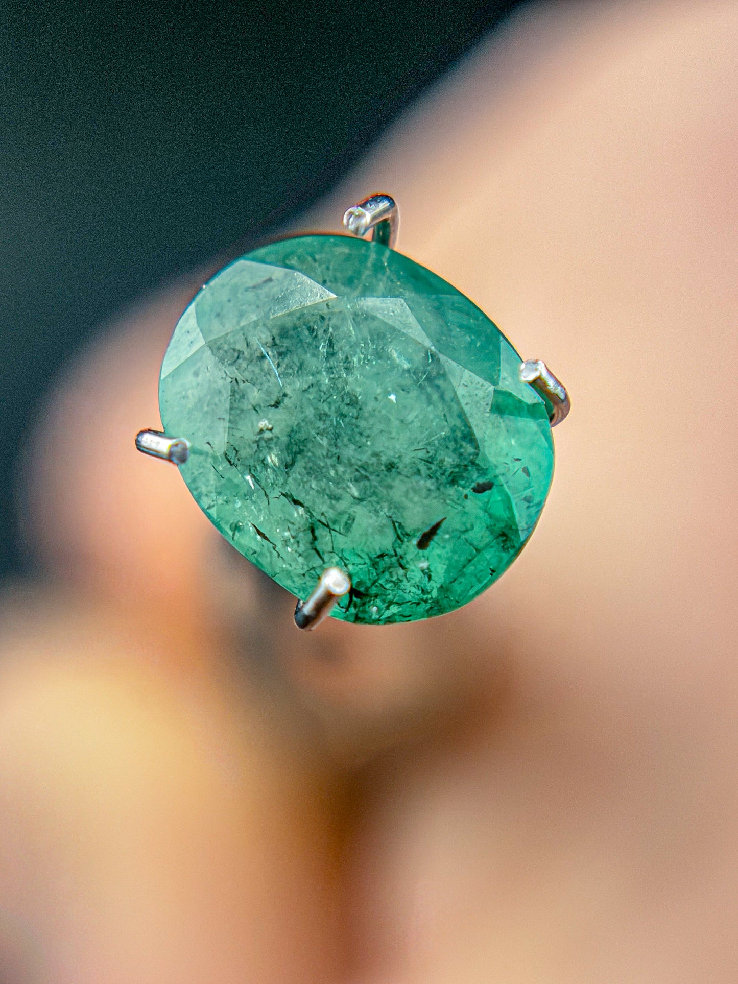 7.7x6.3mmm Oval Emerald Facet- Brazil