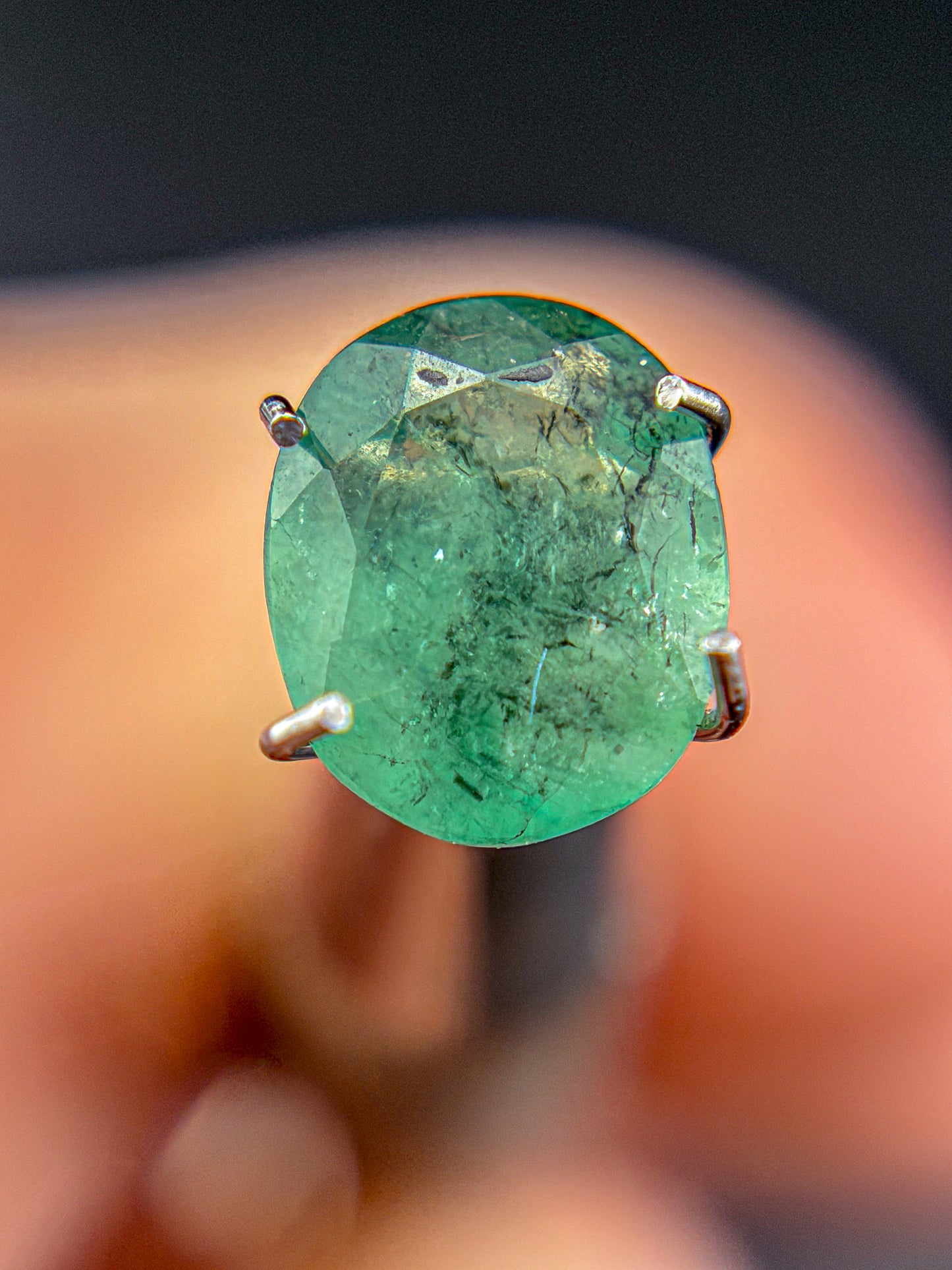 7.7x6.3mmm Oval Emerald Facet- Brazil