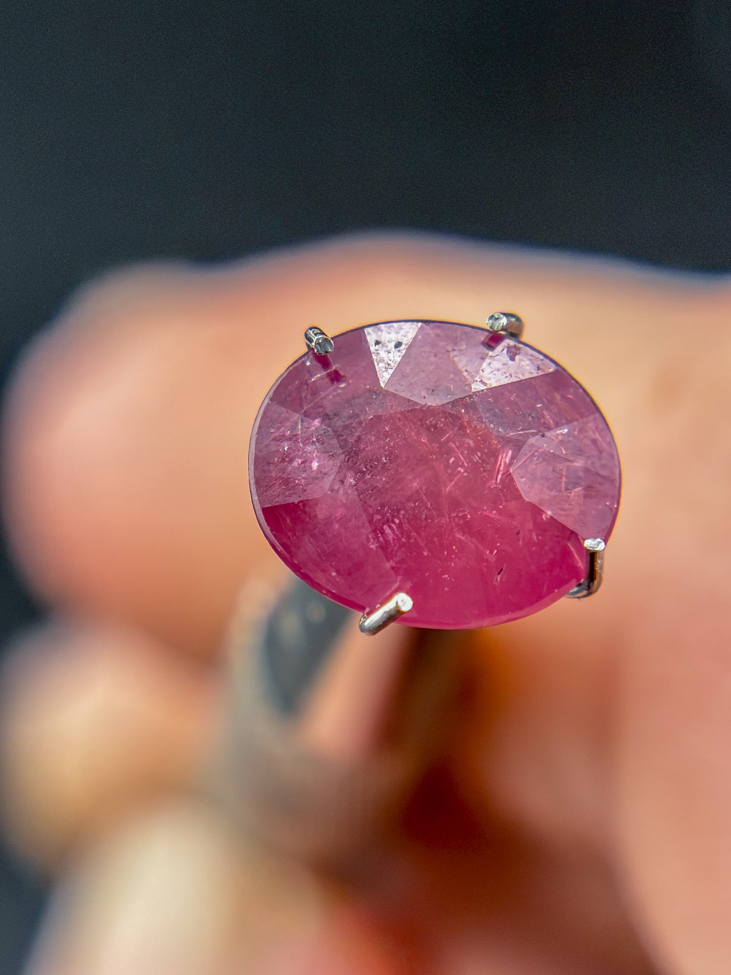7.5x9mm oval Ruby Facet